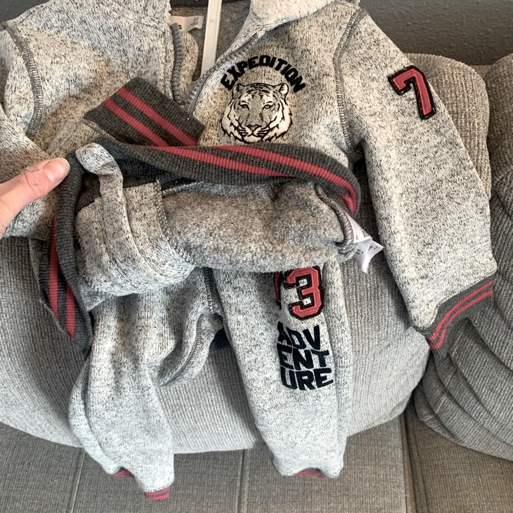 Boys 2T sweater and pants set